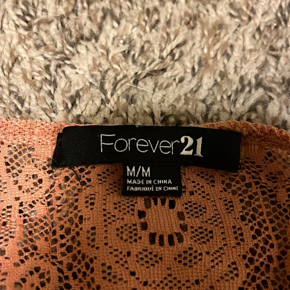 Pink shawl - Picture 2 of 3